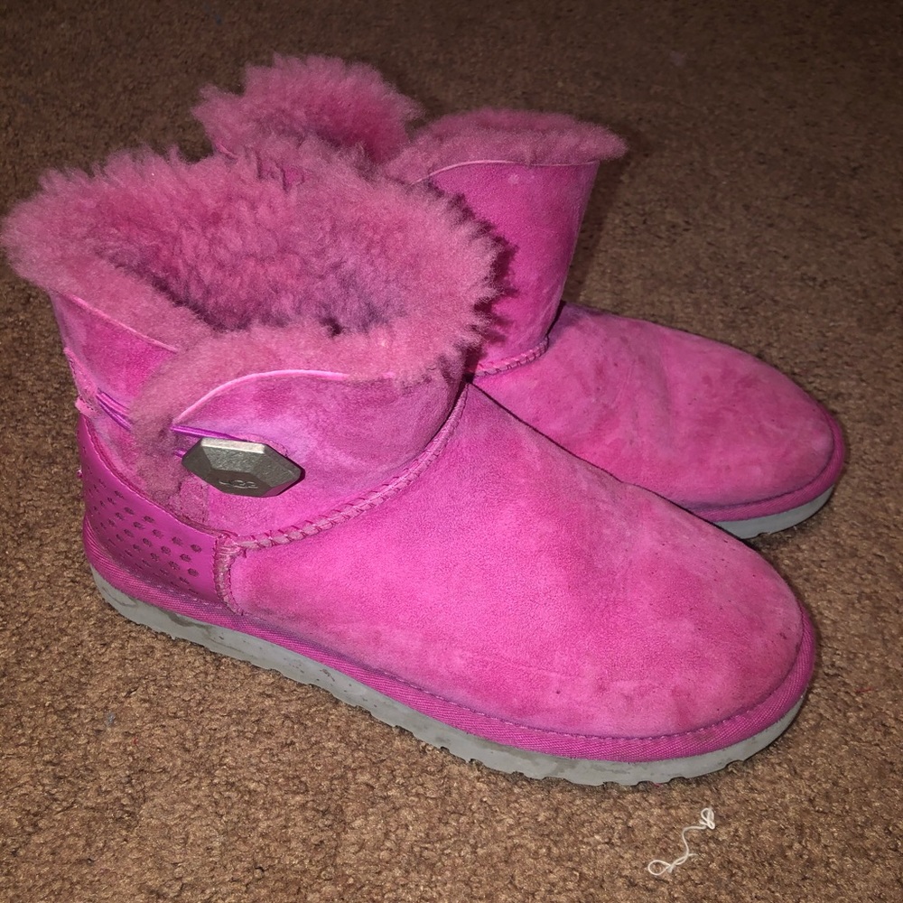 Pink Uggs